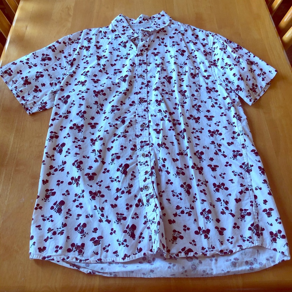 A VSTR PREMIUM Short-Sleeve Button-Up Shirt.